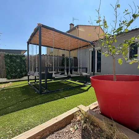 Confort , 3 , Piscine Thuir